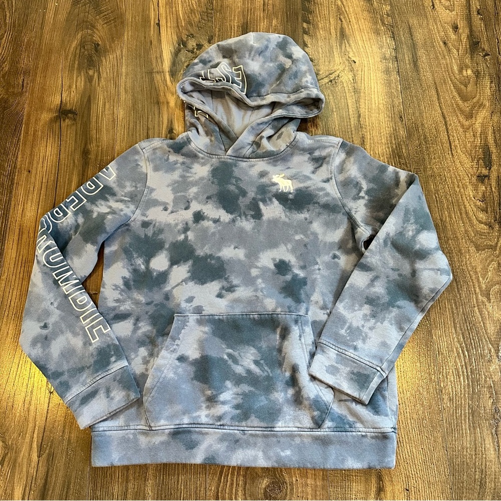 Youth abercrombie kids Pullover Tie Dye Hooded Sweatshirt, Blue Size: 15/16